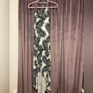 Tropical black & white maxi high low dress -size xs